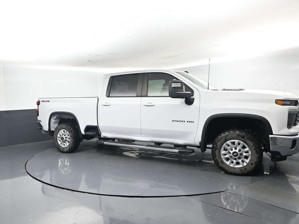2024 Chevrolet Silverado 2500HD 4WD Crew Cab Standard Bed LT