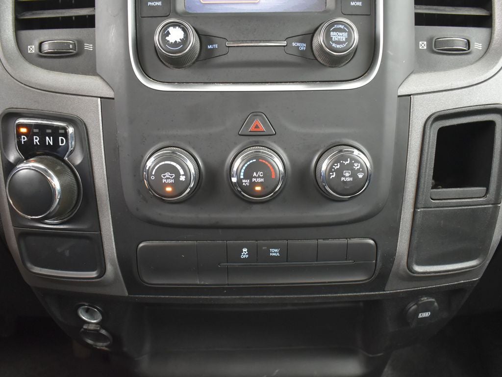 2021 RAM 1500 Classic Tradesman Regular Cab 4x2 6'4' Box