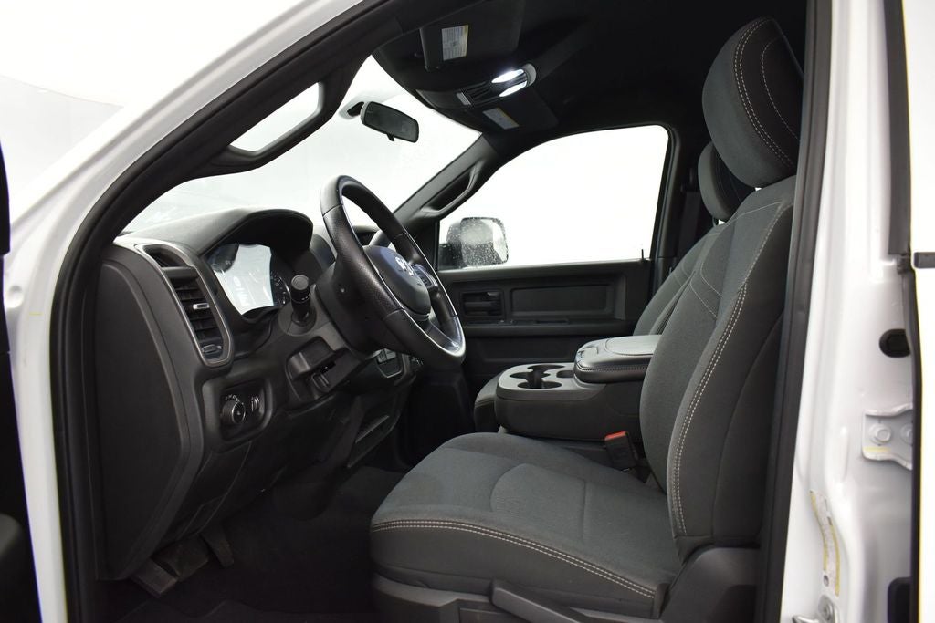 2021 RAM 2500 Tradesman Crew Cab 4x4 6'4' Box