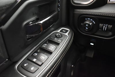 2022 RAM 2500 Limited Mega Cab 4x4 6'4' Box