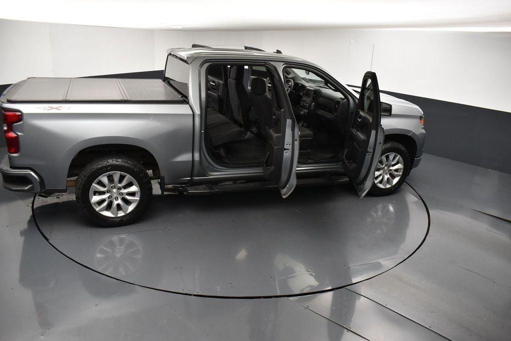 2023 Chevrolet Silverado 1500 4WD Crew Cab Short Bed Custom
