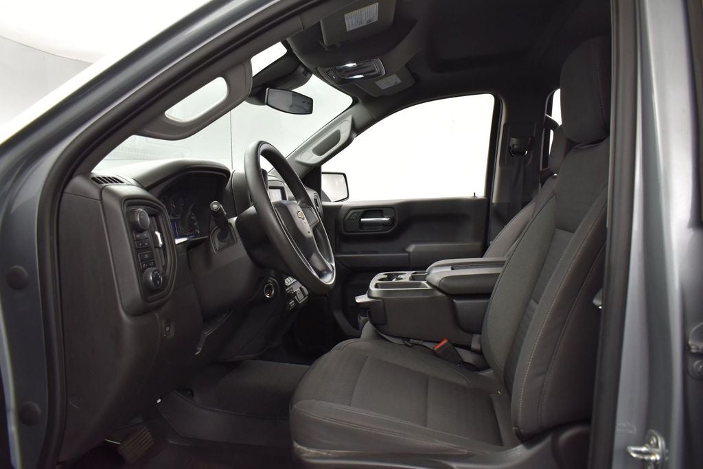 2023 Chevrolet Silverado 1500 4WD Crew Cab Short Bed Custom