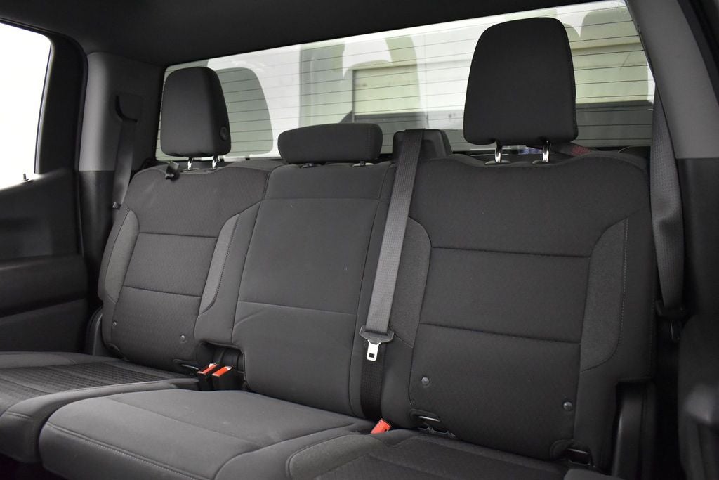 2023 Chevrolet Silverado 1500 4WD Crew Cab Short Bed Custom
