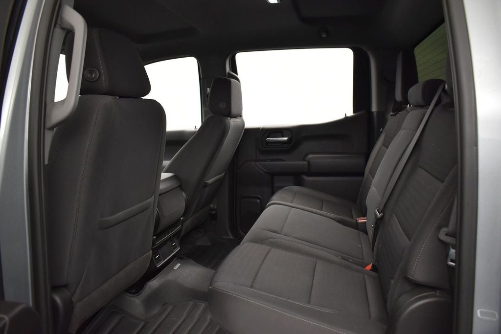 2023 Chevrolet Silverado 1500 4WD Crew Cab Short Bed Custom