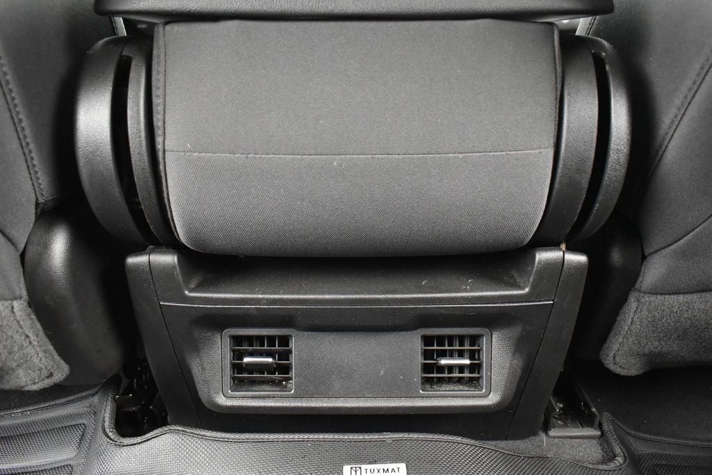 2023 Chevrolet Silverado 1500 4WD Crew Cab Short Bed Custom