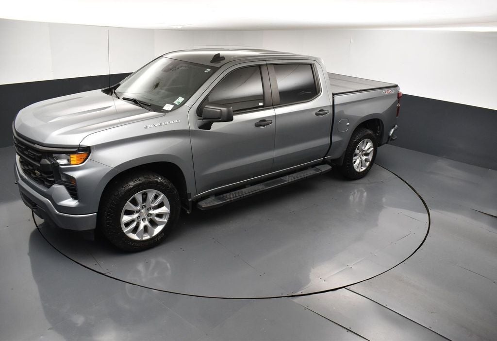 2023 Chevrolet Silverado 1500 4WD Crew Cab Short Bed Custom