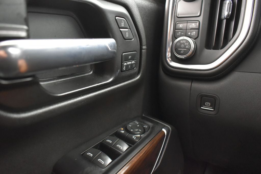 2022 GMC Sierra 1500 Limited 2WD Crew Cab Short Box SLT