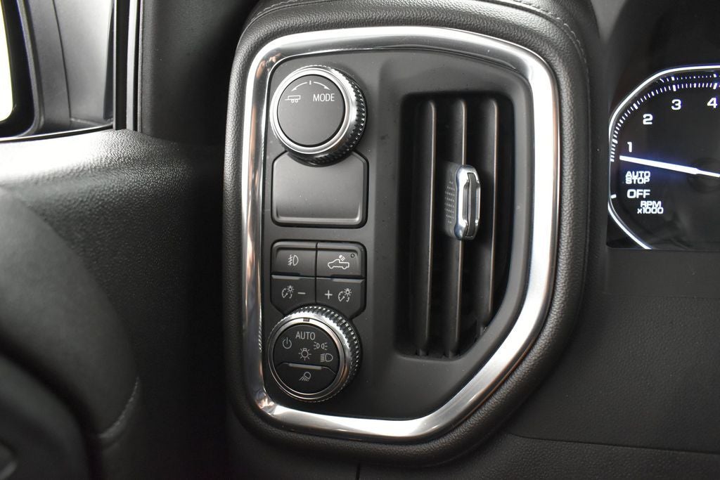 2022 GMC Sierra 1500 Limited 2WD Crew Cab Short Box SLT