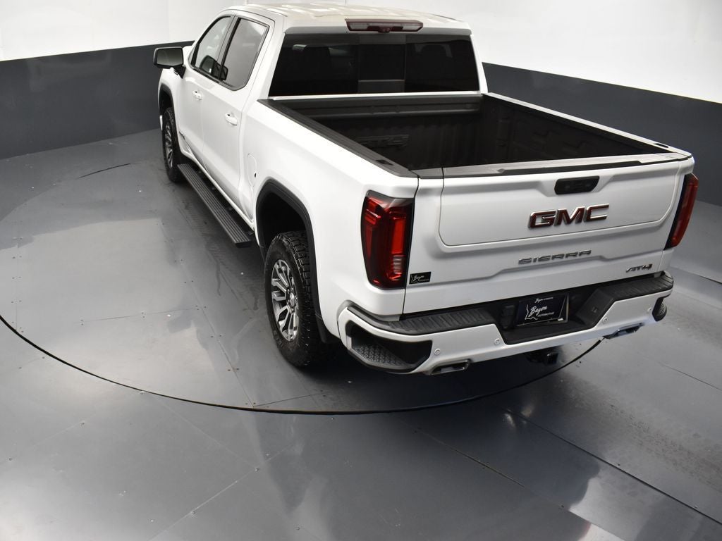 2022 GMC Sierra 1500 4WD Crew Cab Short Box AT4