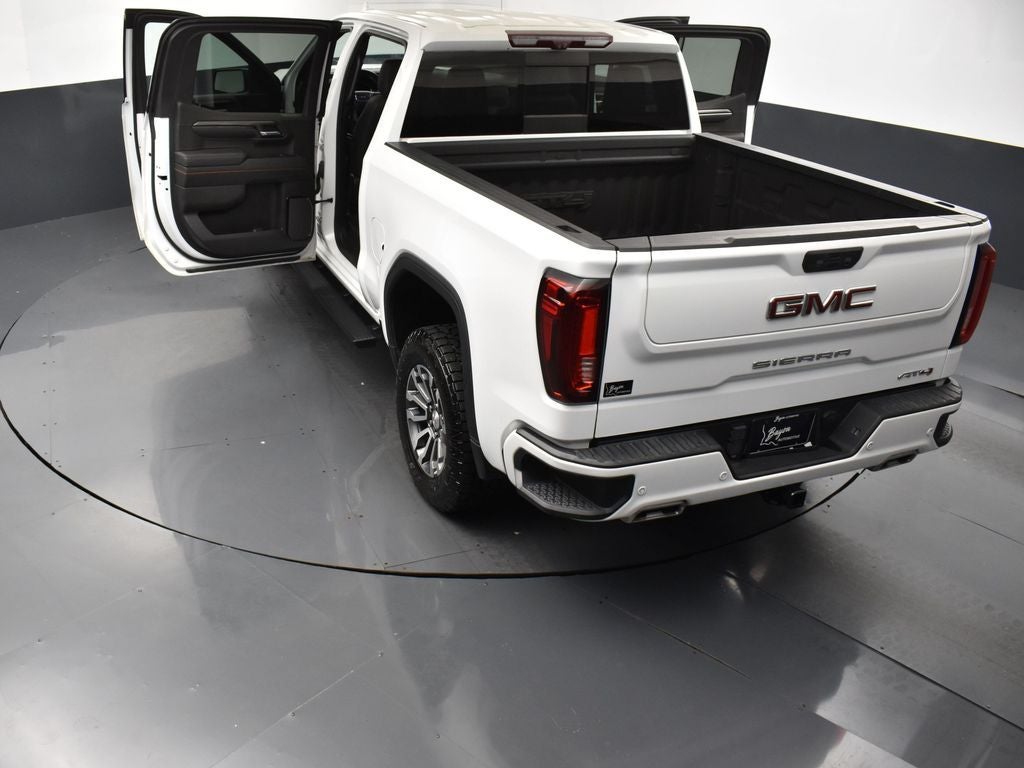 2022 GMC Sierra 1500 4WD Crew Cab Short Box AT4