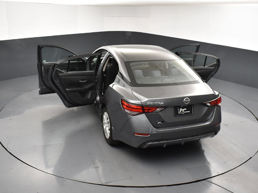 2022 Nissan Sentra S Xtronic CVT