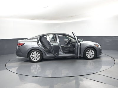 2022 Nissan Sentra S Xtronic CVT