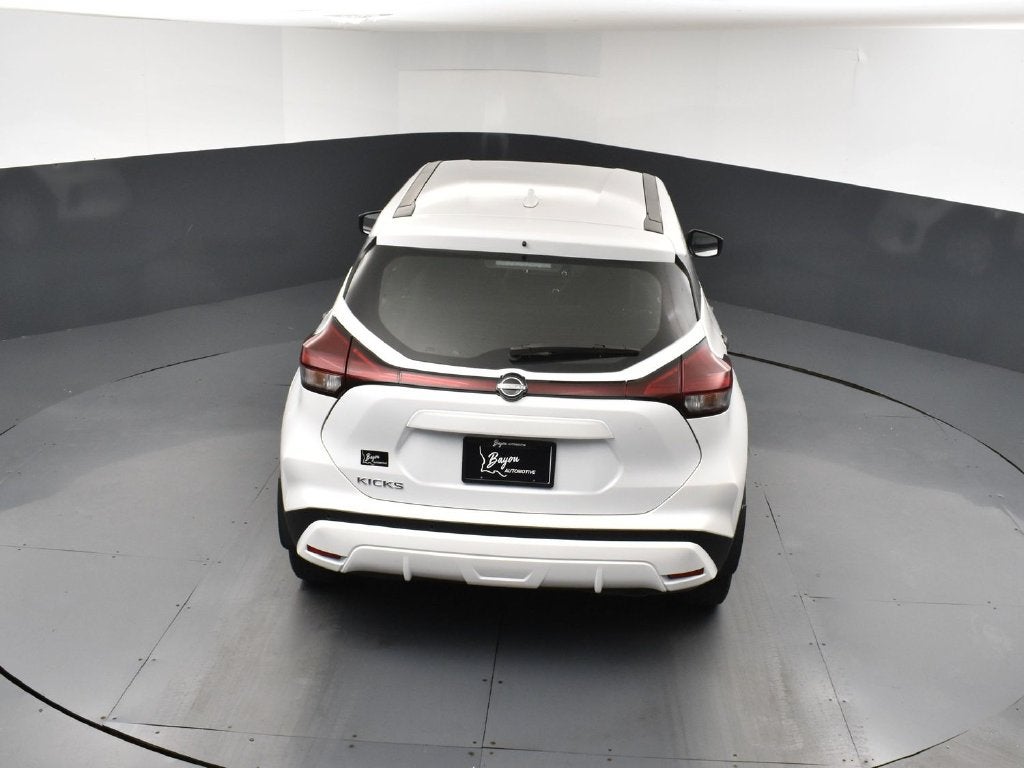 2024 Nissan Kicks S