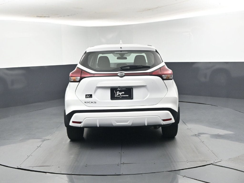 2024 Nissan Kicks S