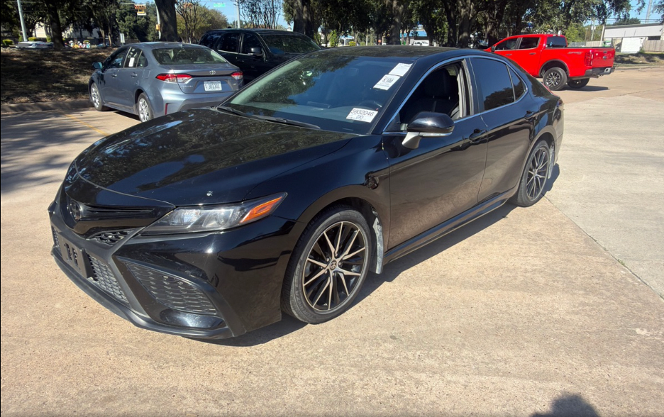 2023 Toyota Camry SE