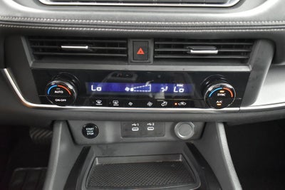2025 Nissan Rogue SV FWD