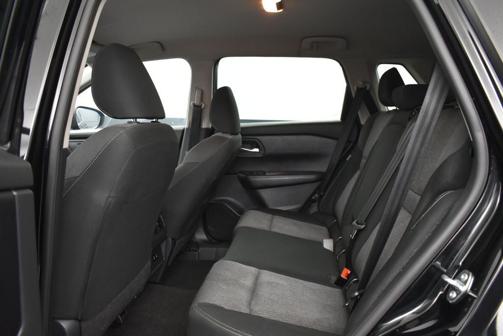 2025 Nissan Rogue SV FWD