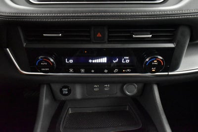 2025 Nissan Rogue SV FWD