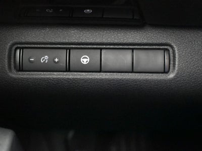 2023 Nissan Pathfinder SV FWD