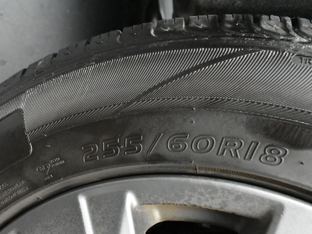 2023 Nissan Pathfinder SV FWD