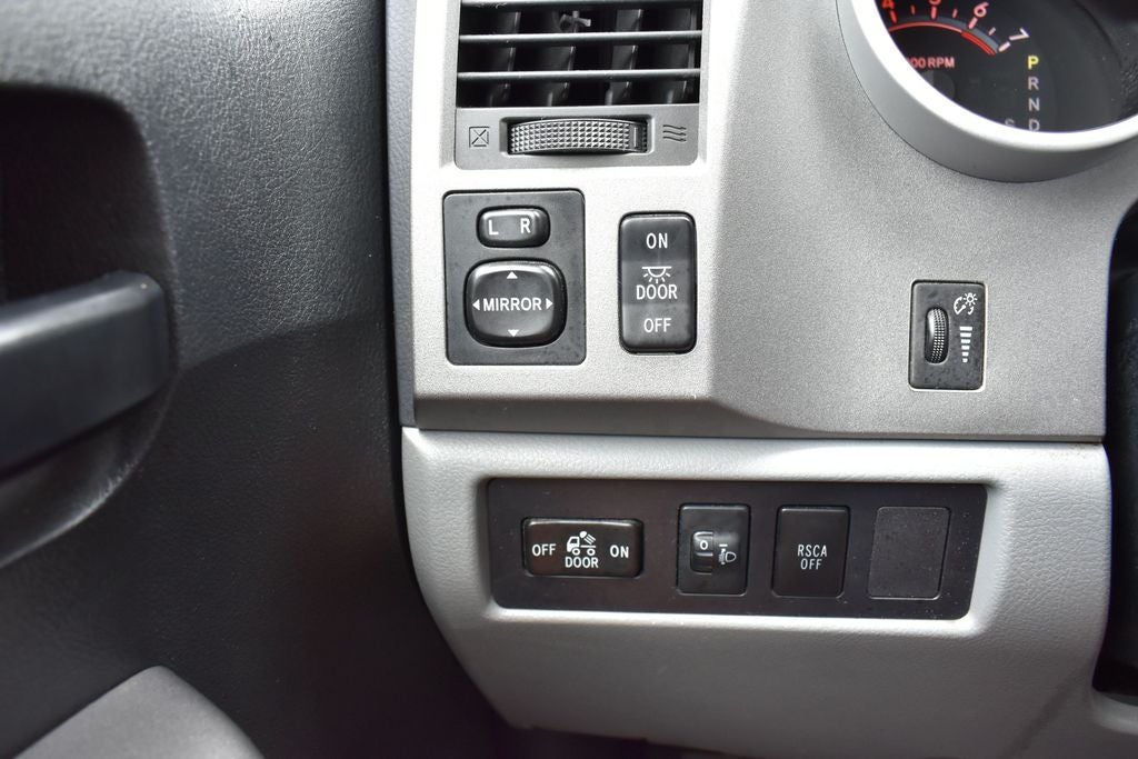 2013 Toyota Tundra Grade CrewMax