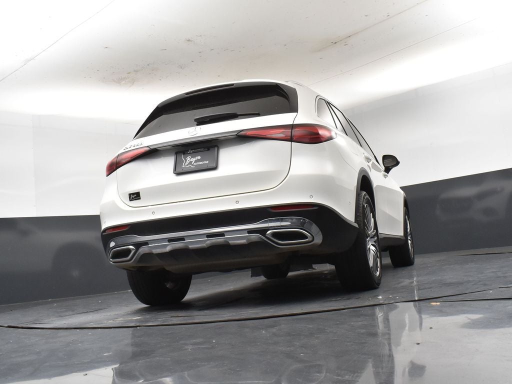 2025 Mercedes-Benz GLC 300 SUV