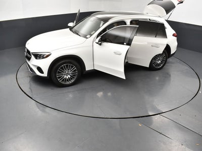 2025 Mercedes-Benz GLC 300 SUV