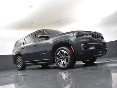 2023 Jeep Wagoneer Base
