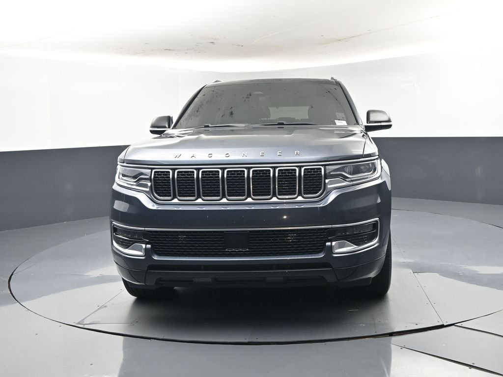 2023 Jeep Wagoneer Base