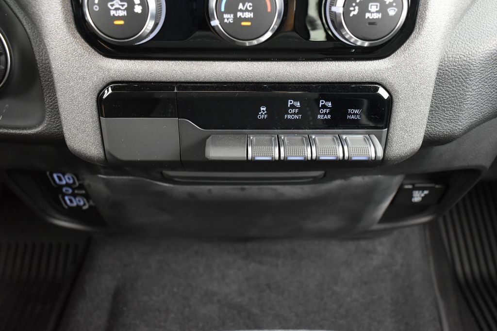 2025 RAM 1500 Tradesman