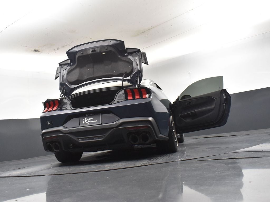 2024 Ford Mustang Dark Horse