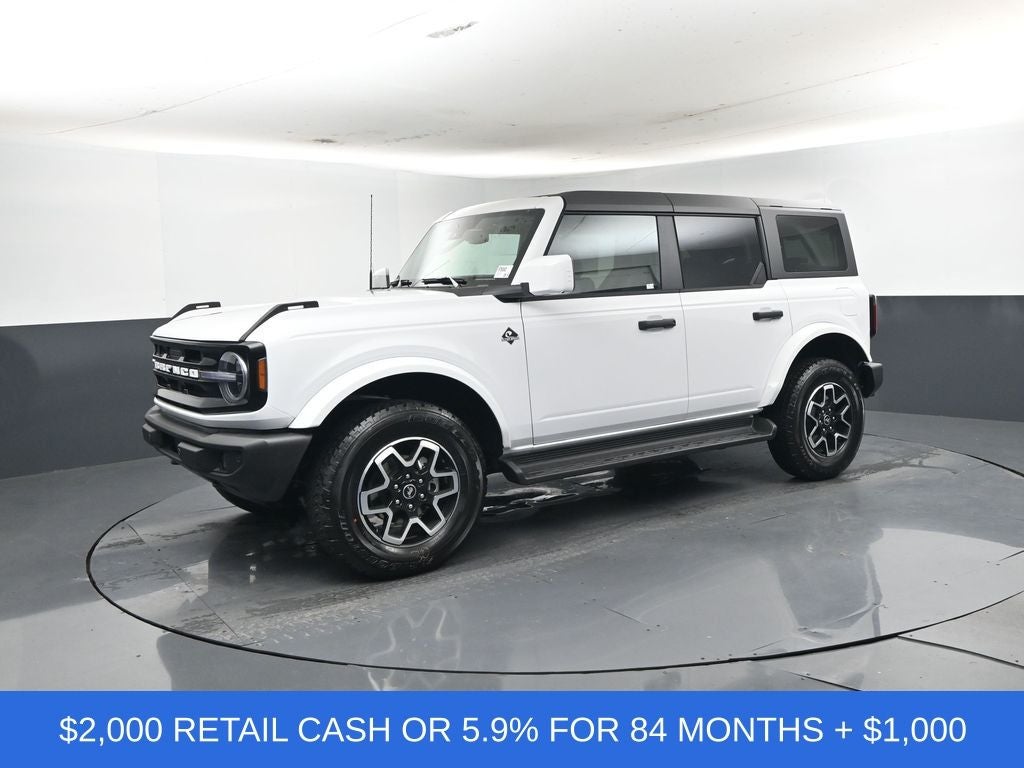 2026 Ford Bronco Outer Banks