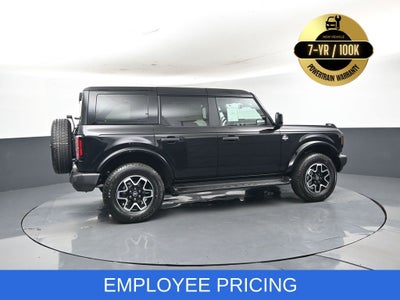 2026 Ford Bronco Outer Banks