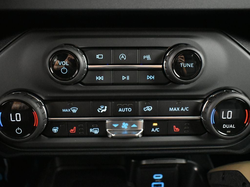 2025 Ford Bronco Badlands 334A