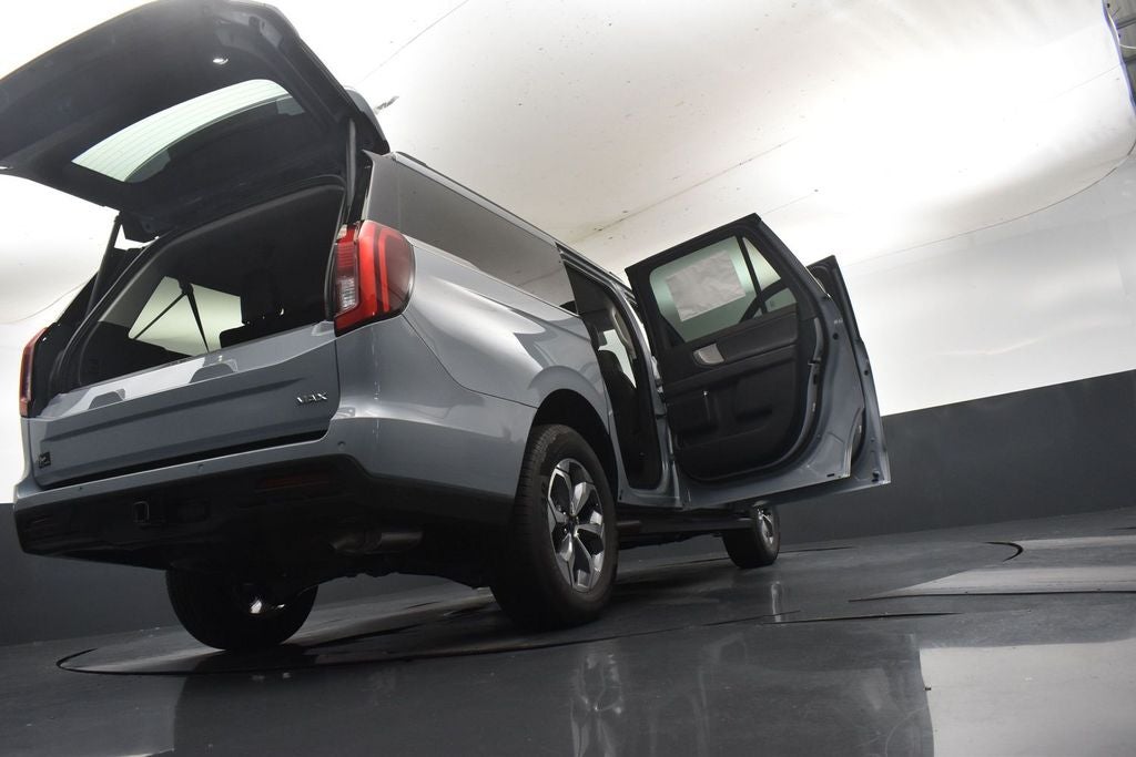 2027 Ford Expedition Max Active 202A