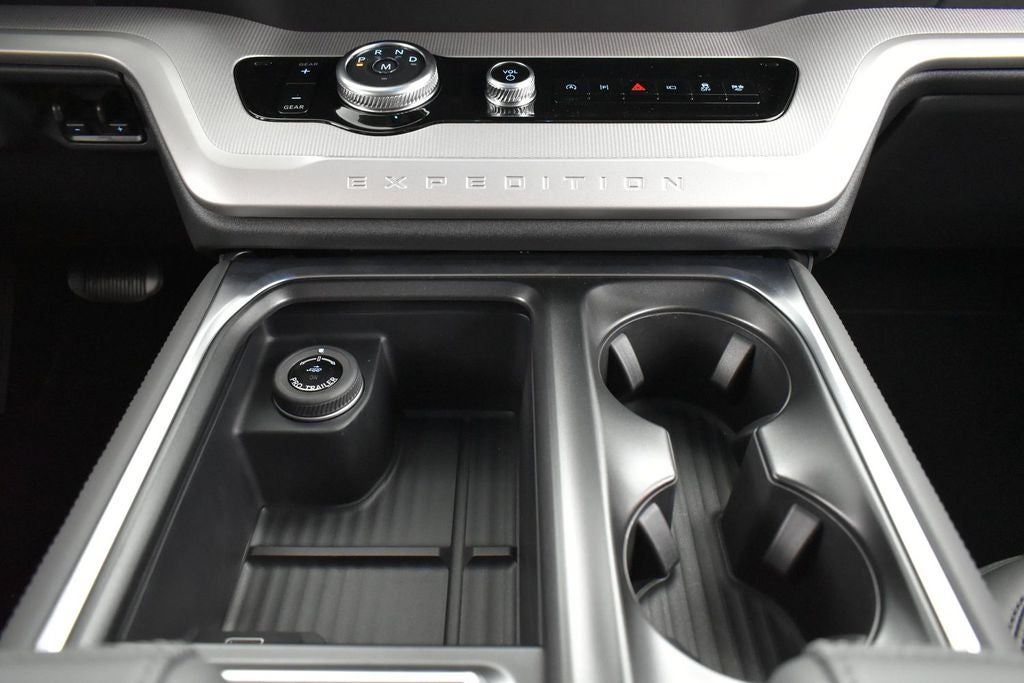 2027 Ford Expedition Max Active 202A