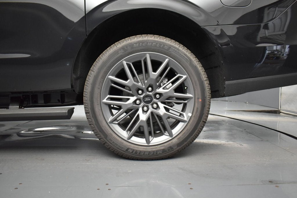 2027 Ford Expedition Max Platinum 600A