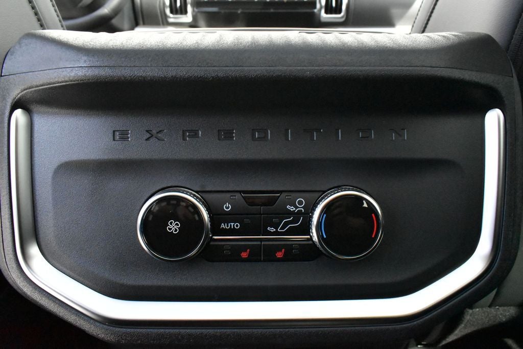 2027 Ford Expedition Max Platinum 600A