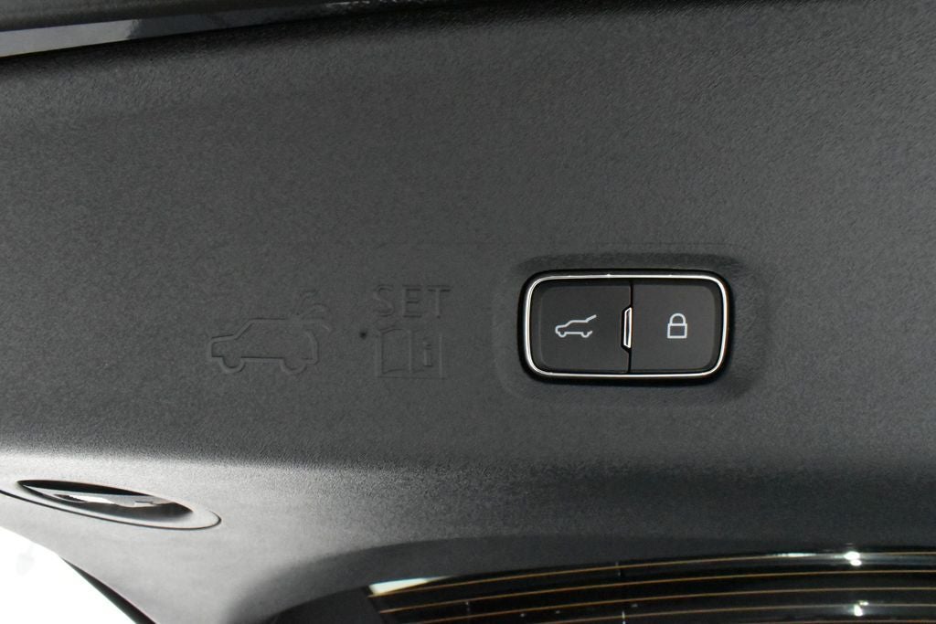 2027 Ford Expedition Max Platinum 600A