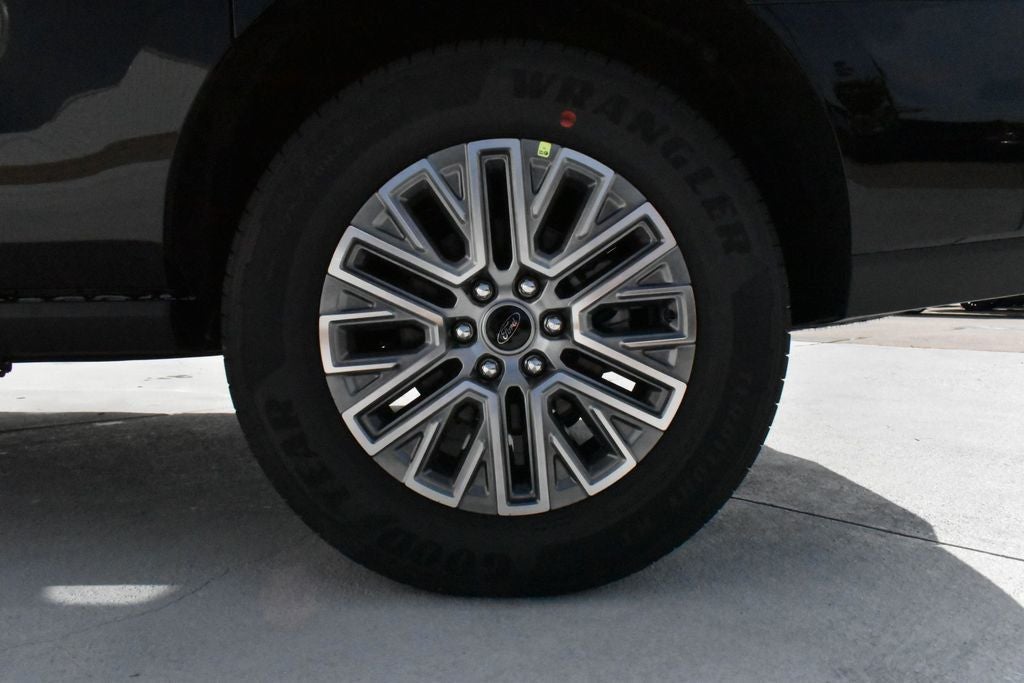 2027 Ford Expedition Max Platinum 600A