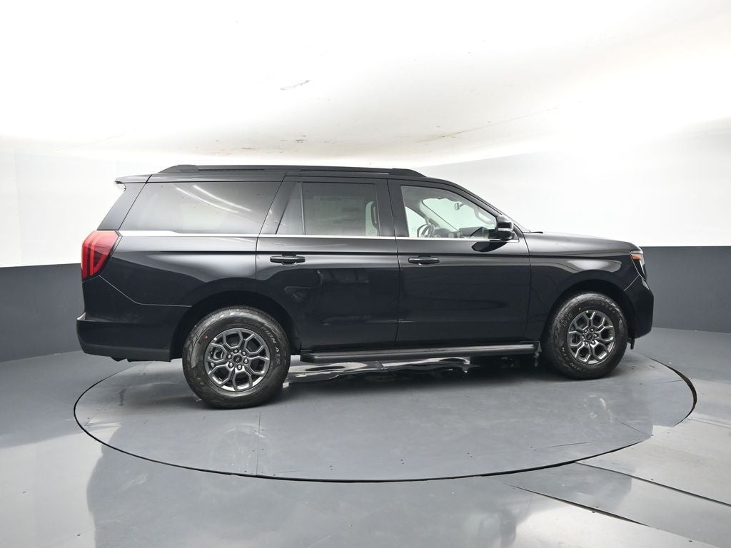 2026 Ford Expedition Active 202A