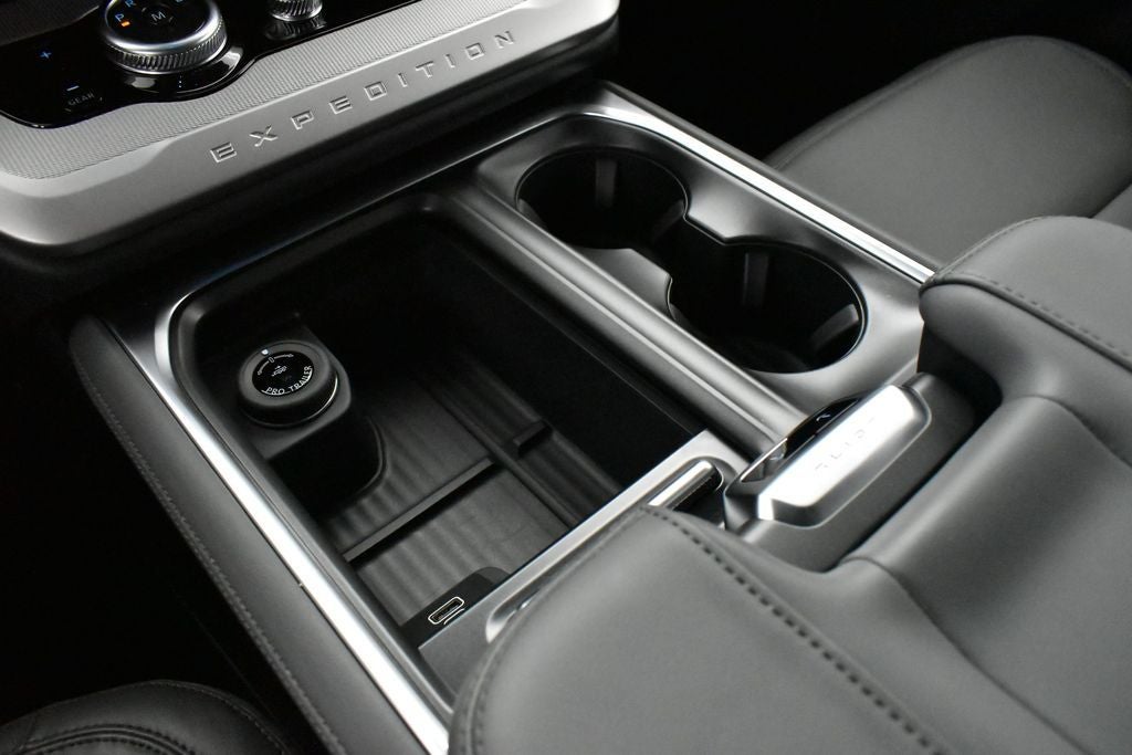 2026 Ford Expedition Active 202A