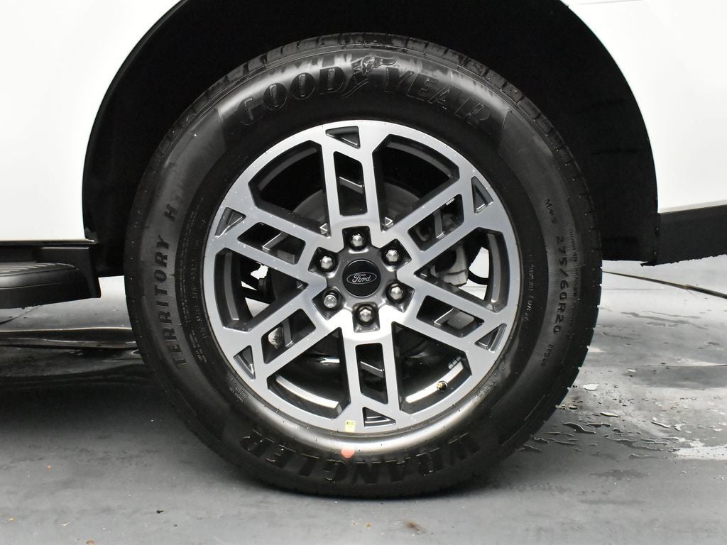 2026 Ford Expedition Active 202A