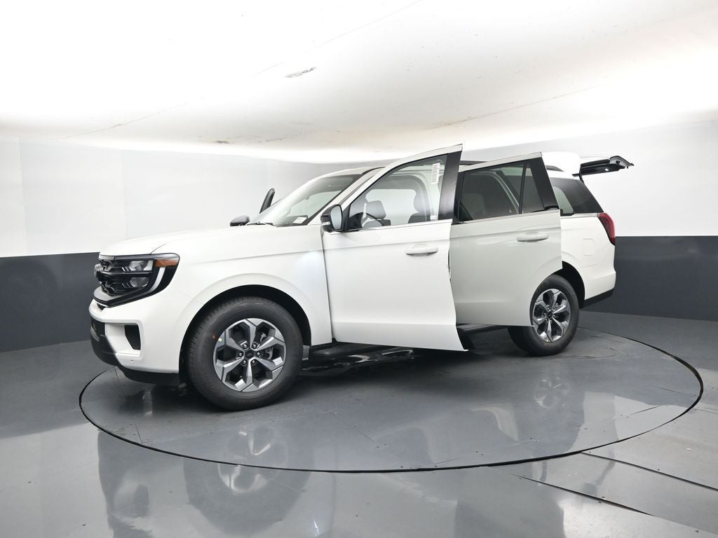 2027 Ford Expedition Active 202A