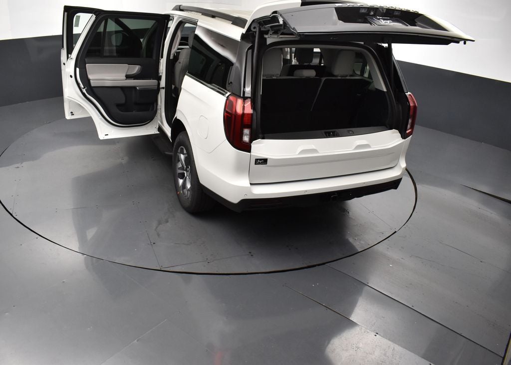 2027 Ford Expedition Active 202A