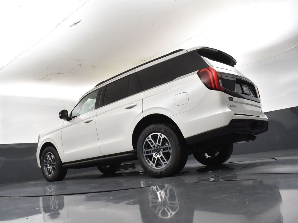 2026 Ford Expedition Active 202A