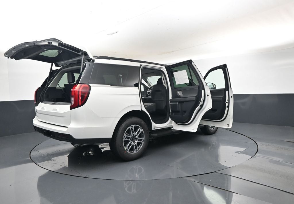 2026 Ford Expedition Active 202A