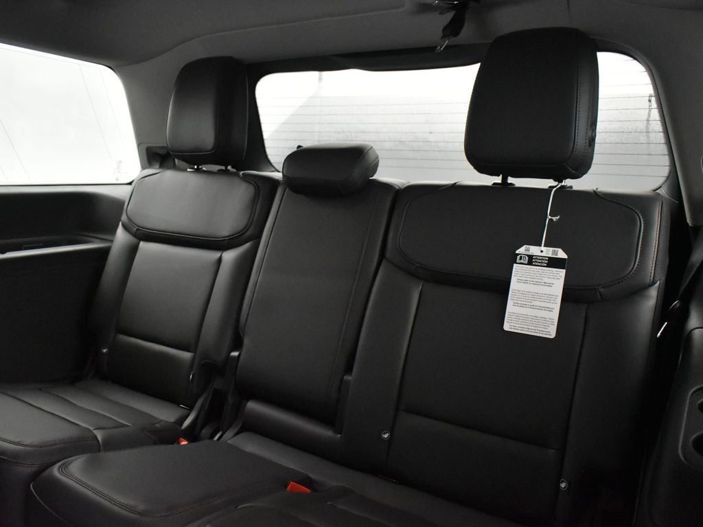 2025 Ford Expedition Active 202A