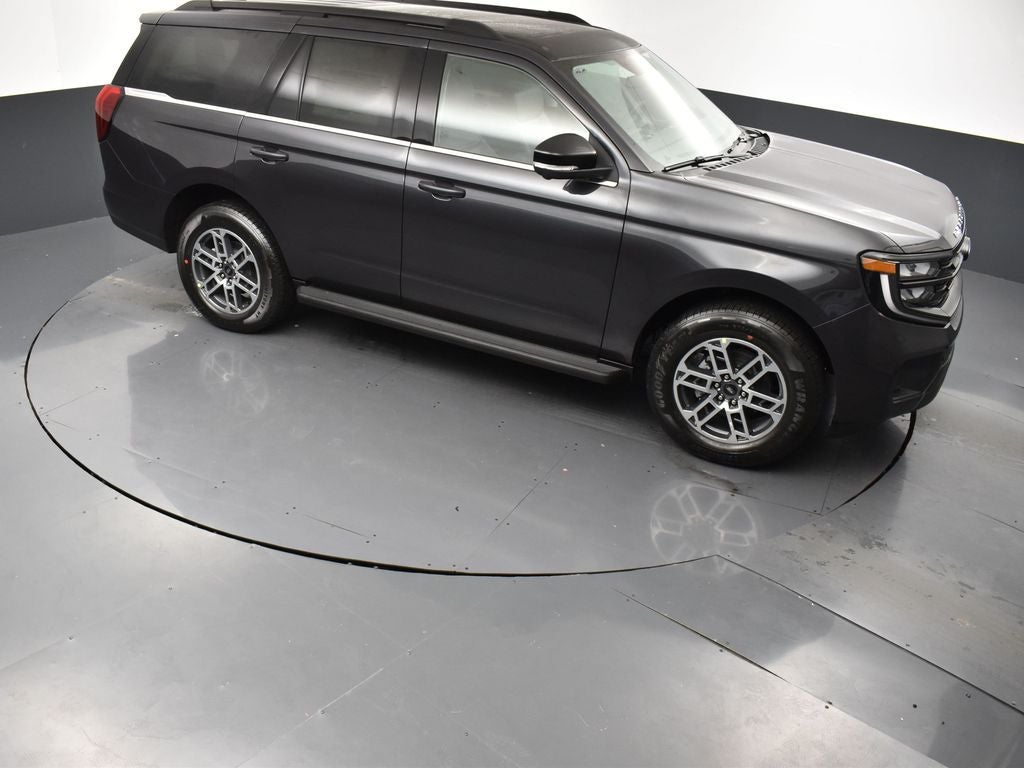 2025 Ford Expedition Active 202A