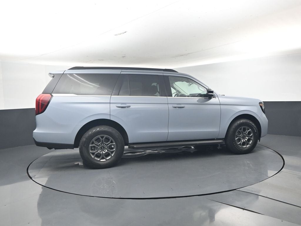 2026 Ford Expedition Active 202A